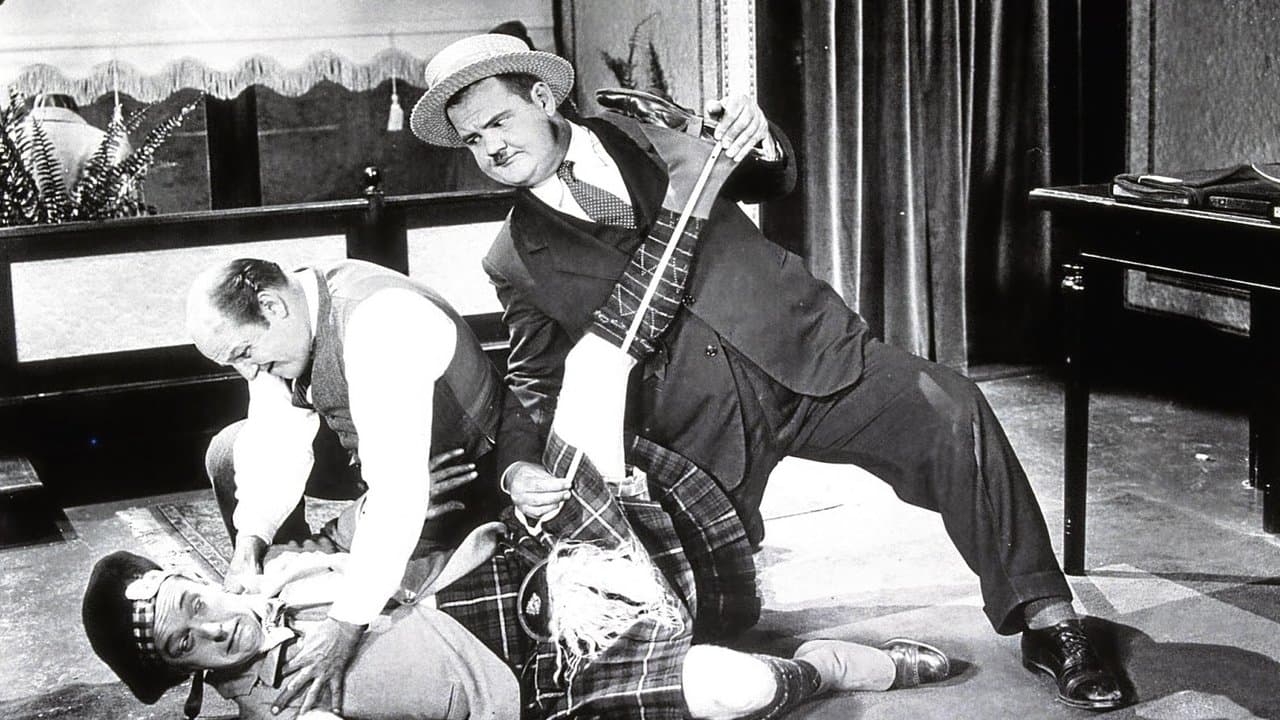 Laurel Et Hardy - Mon neveu l'Écossais backdrop