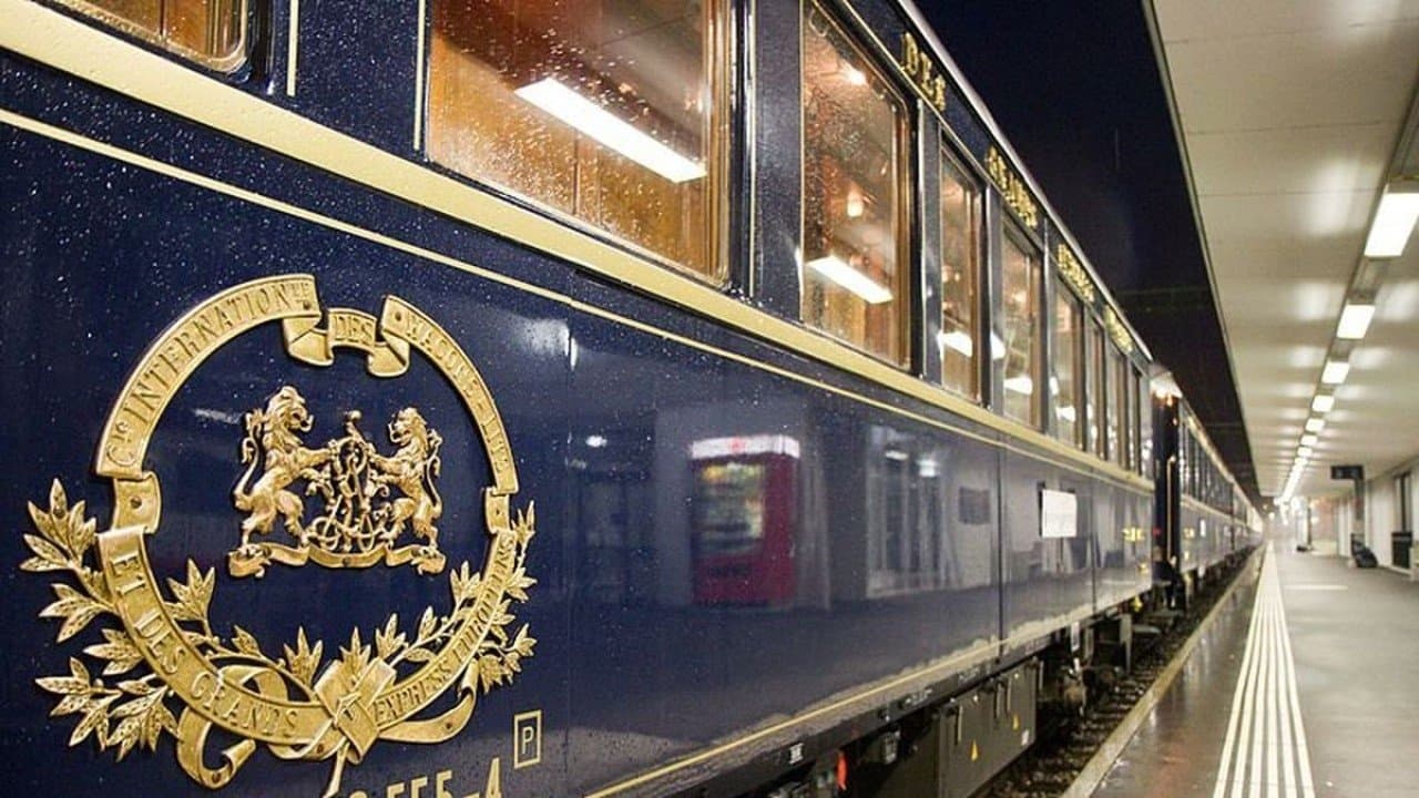 Orient-Express, le voyage d'une légende backdrop