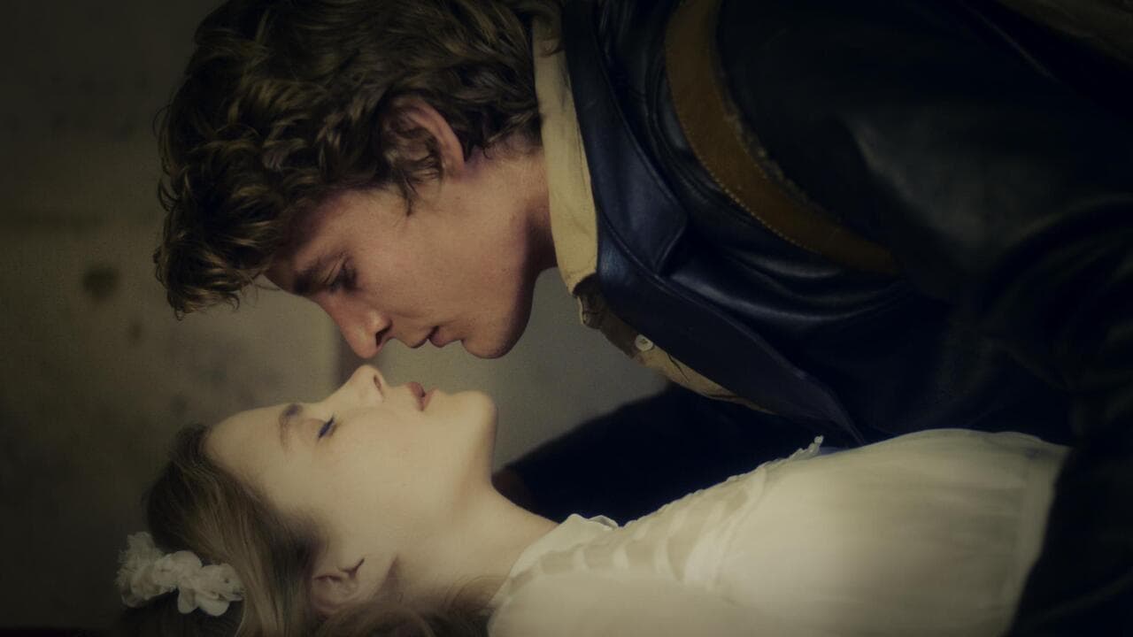 Belle Dormant backdrop