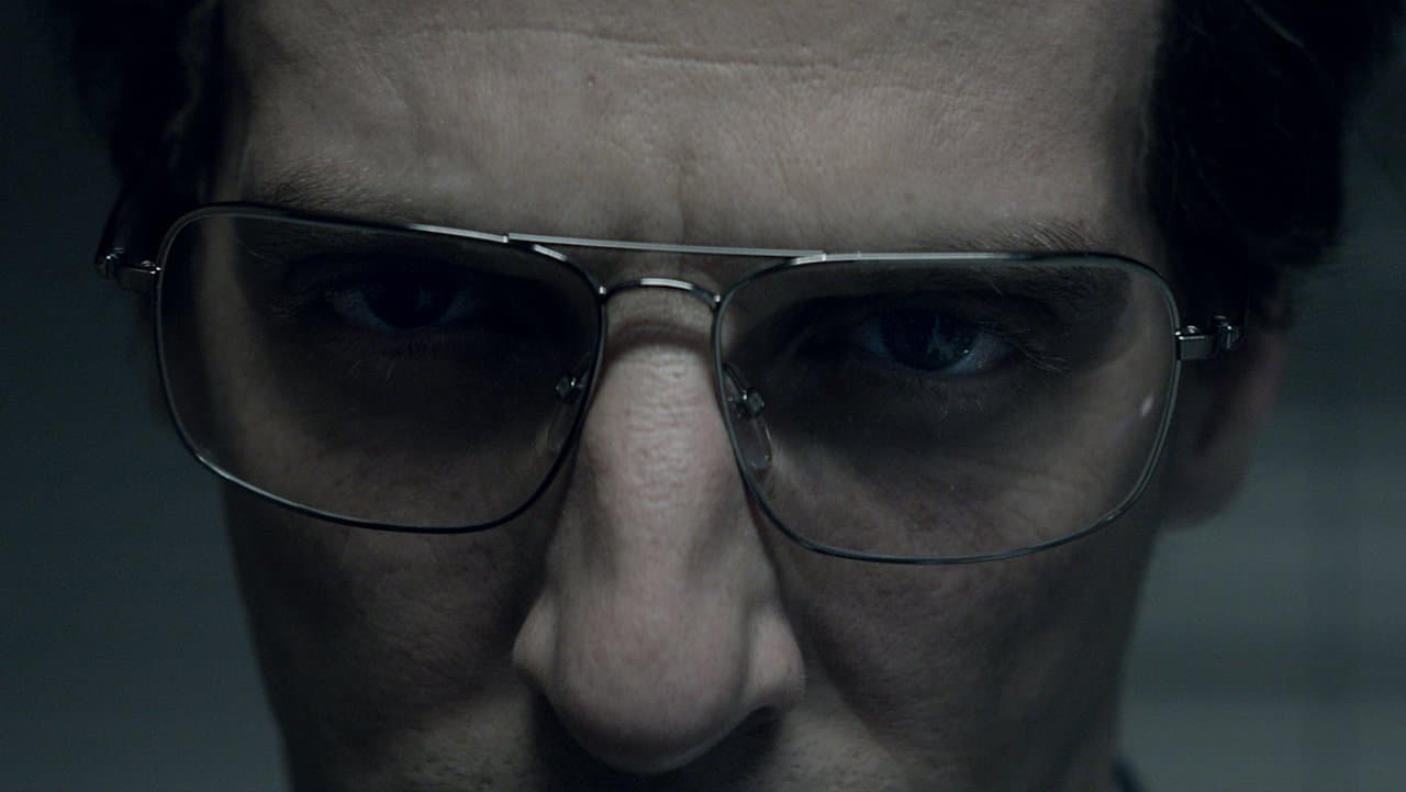 Un Illustre inconnu backdrop