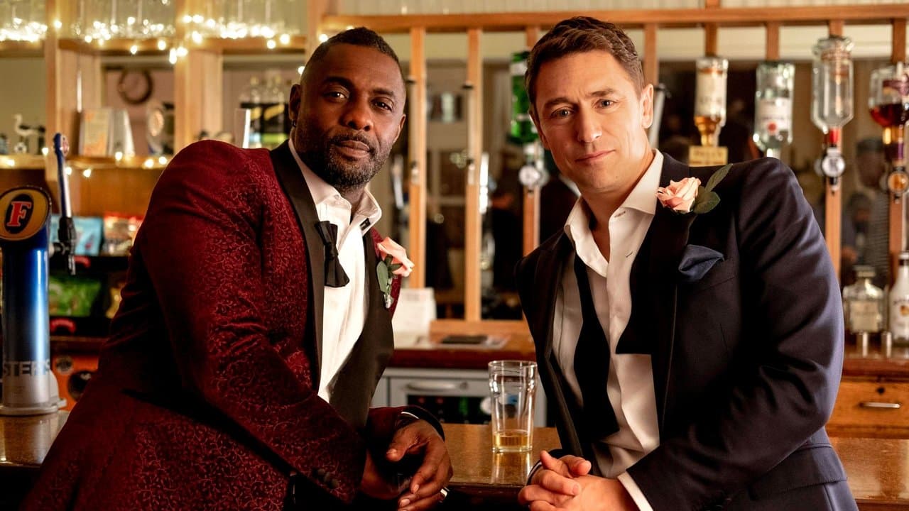 Charlie, monte le son backdrop