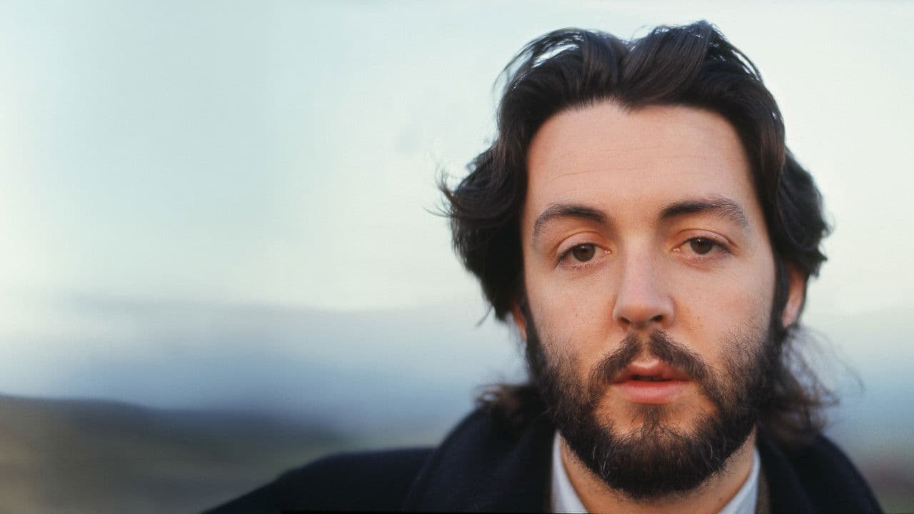 Paul McCartney déploie ses ailes backdrop
