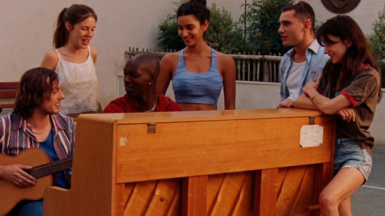 La Récréation de Juillet backdrop