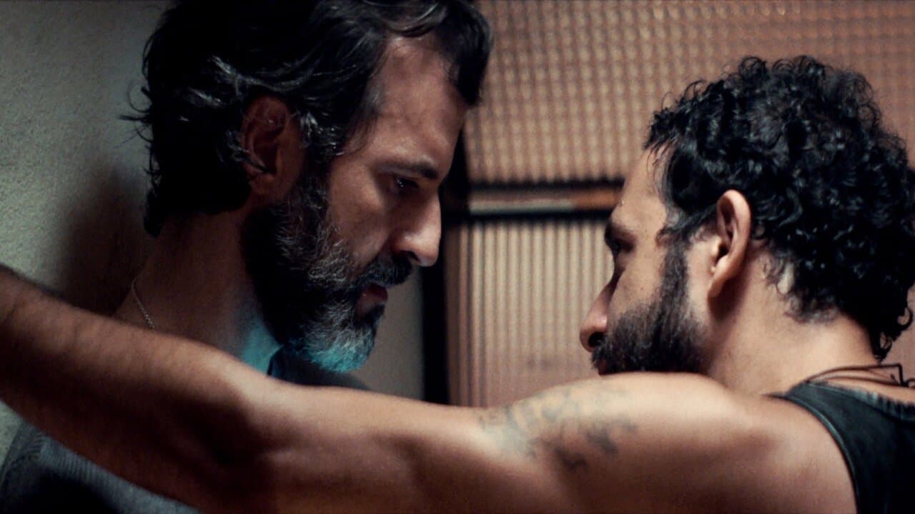 Tremblements backdrop