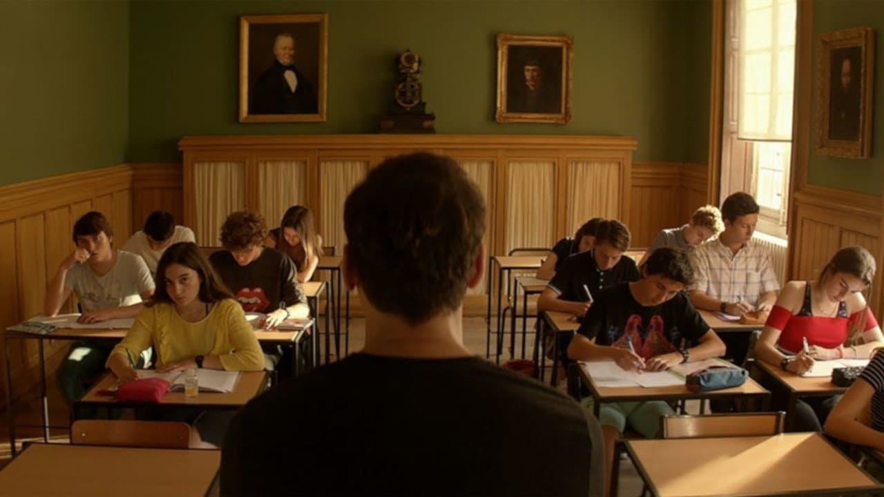 L'Heure de la sortie backdrop