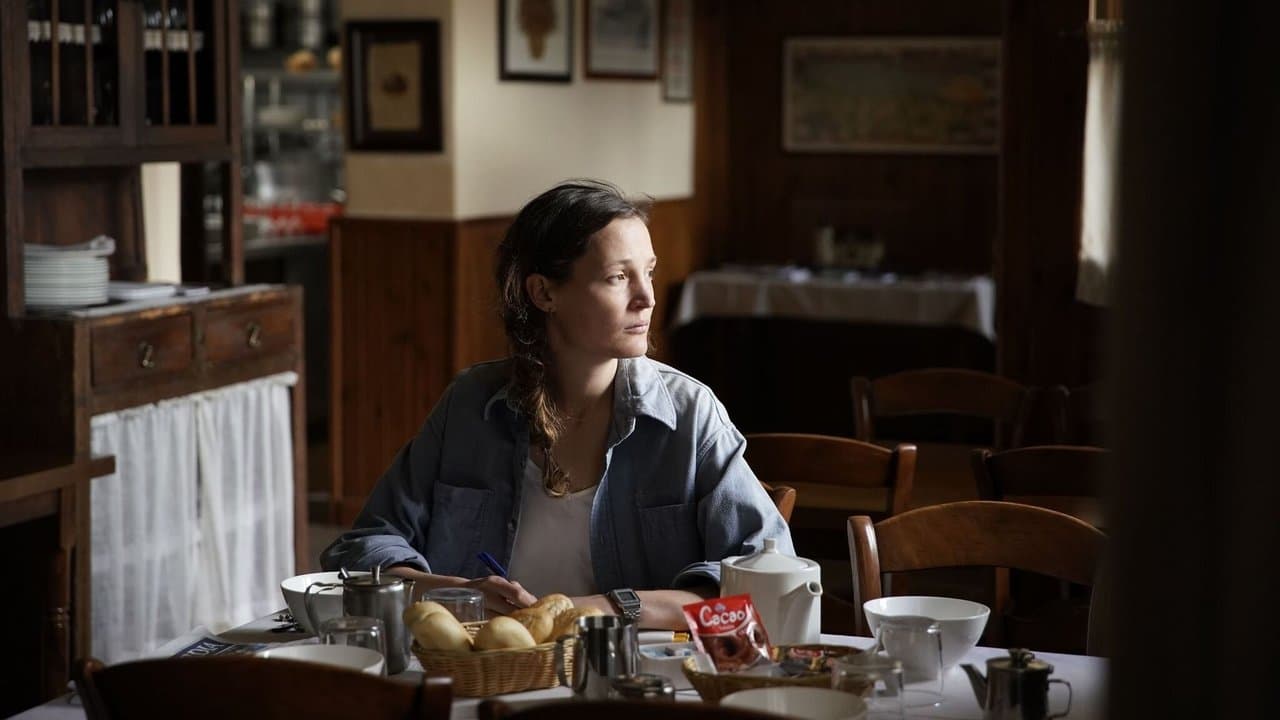 Serre moi fort backdrop