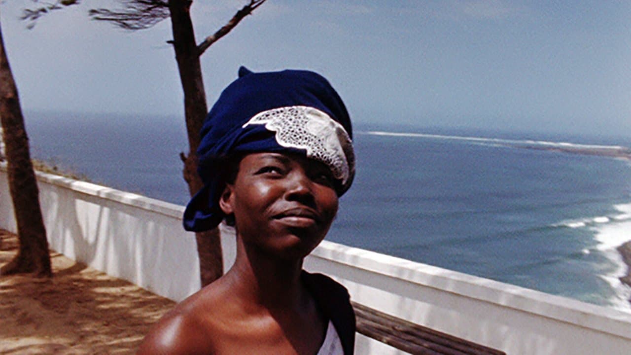 Petit à petit backdrop