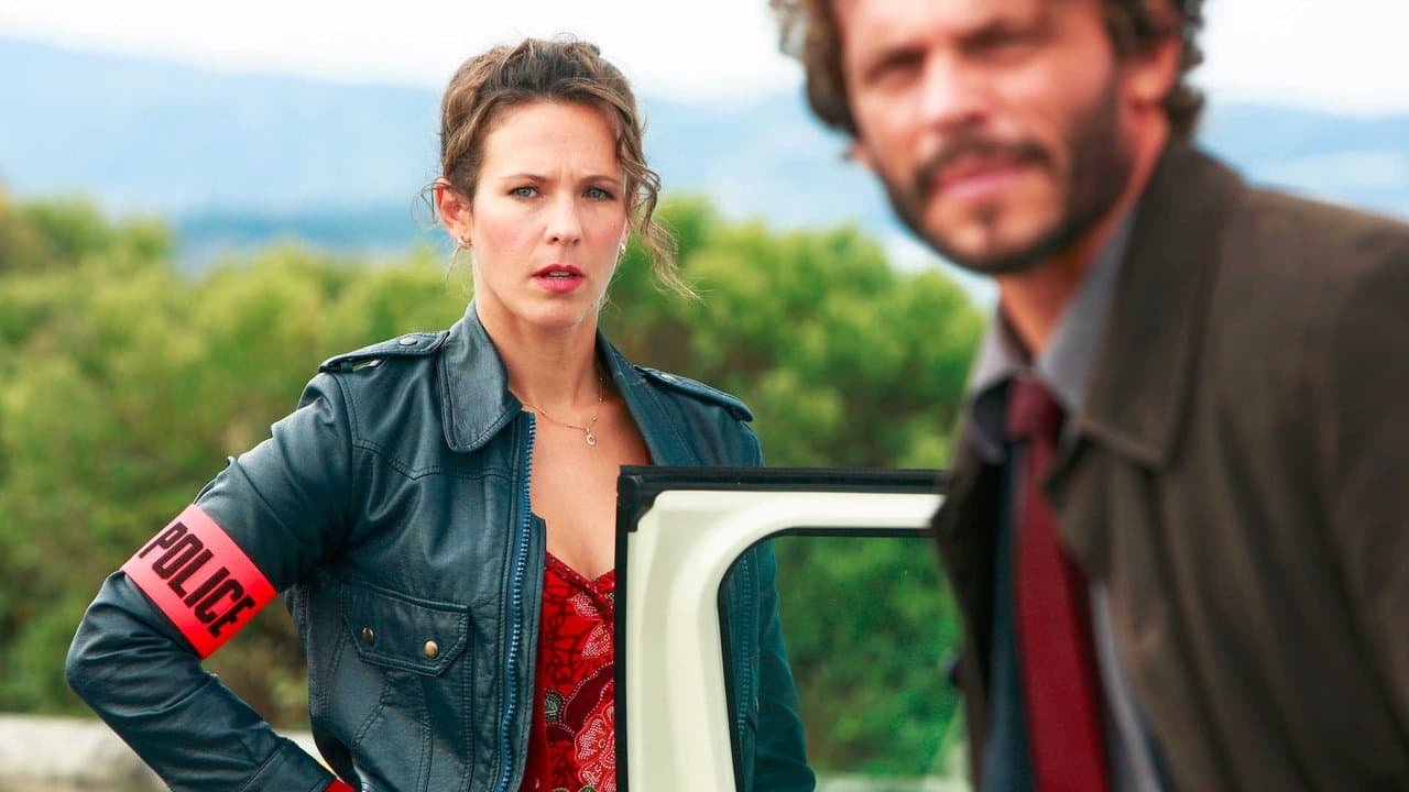 Maddy Etcheban backdrop