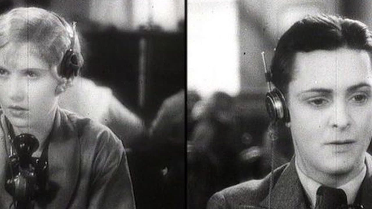 Allo Berlin? Ici Paris! backdrop