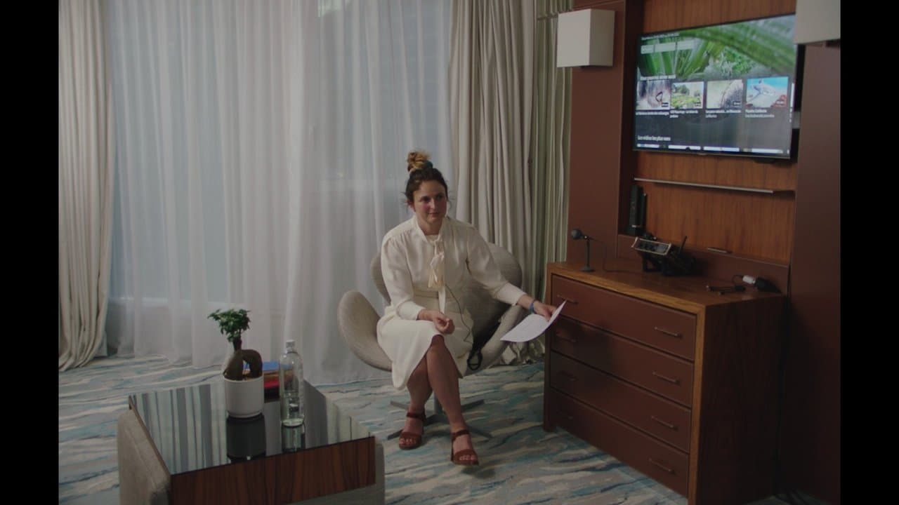 Chambre 999 backdrop