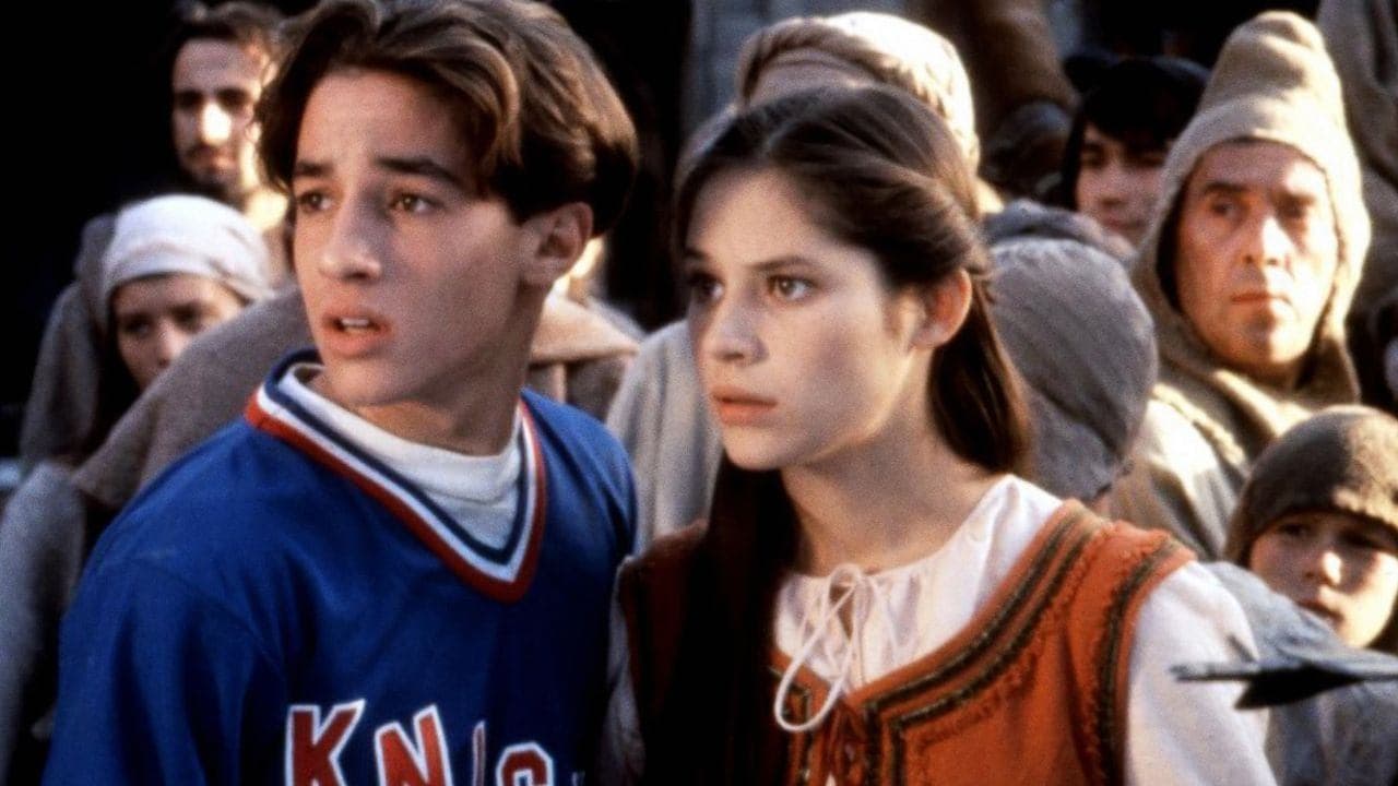 Un Visiteur Chez le Roi Arthur backdrop