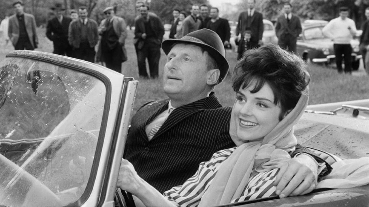 Tout l'or du monde backdrop