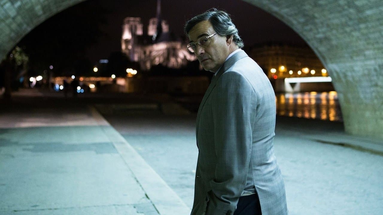 L'Homme aux mille visages backdrop