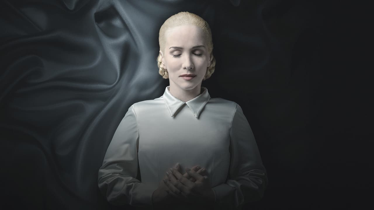 Santa Evita backdrop