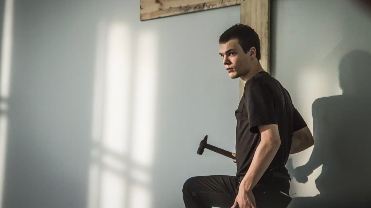 Le Disciple backdrop