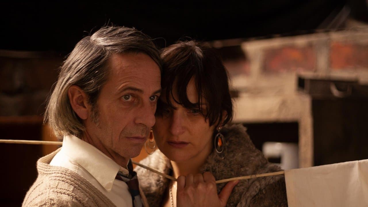 Santiago 73, Post Mortem backdrop