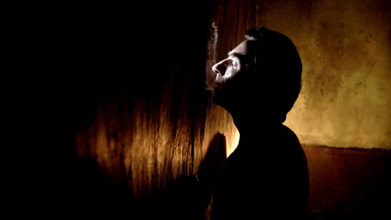 Une vie secrète backdrop