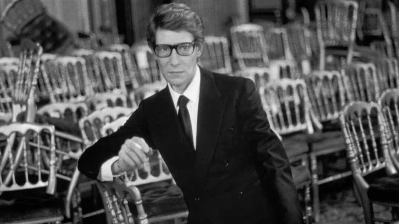 Yves Saint Laurent: Le temps retrouvé backdrop