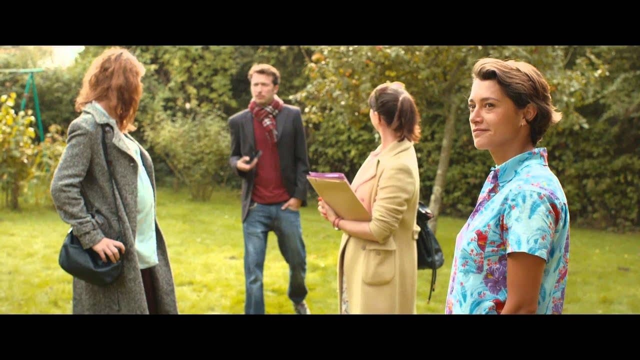 Les Châteaux de sable backdrop