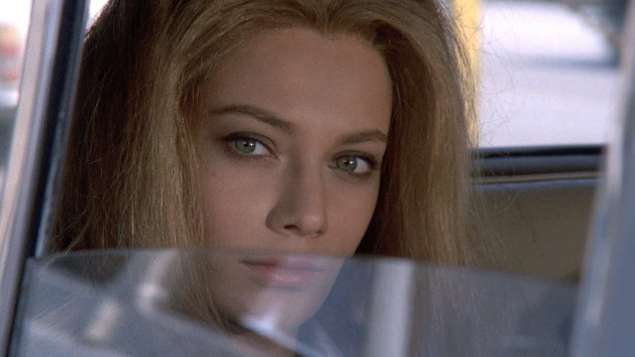 Chacun à son poste et rien ne va backdrop