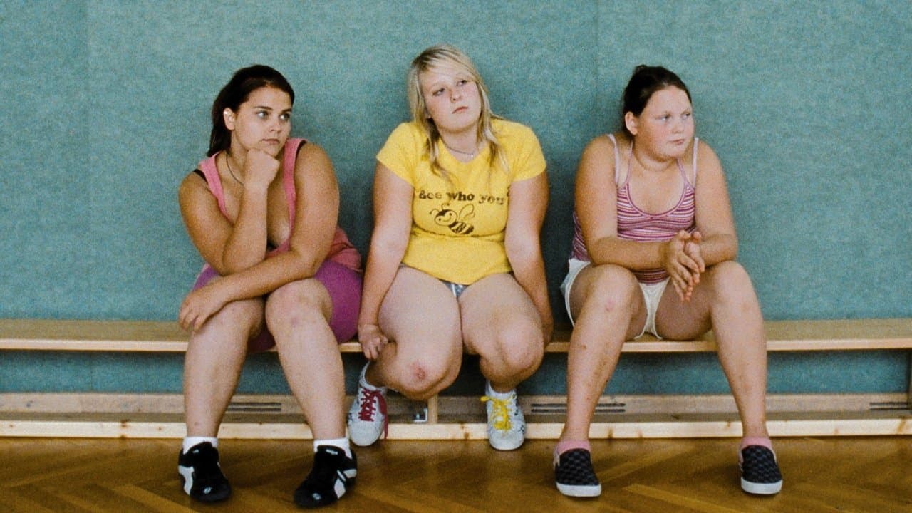 Paradis : Espoir backdrop