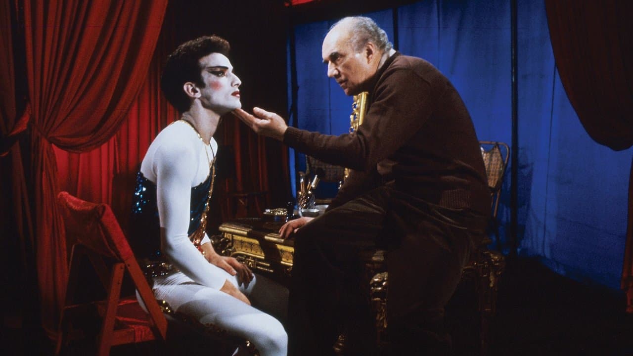 Les Équilibristes backdrop