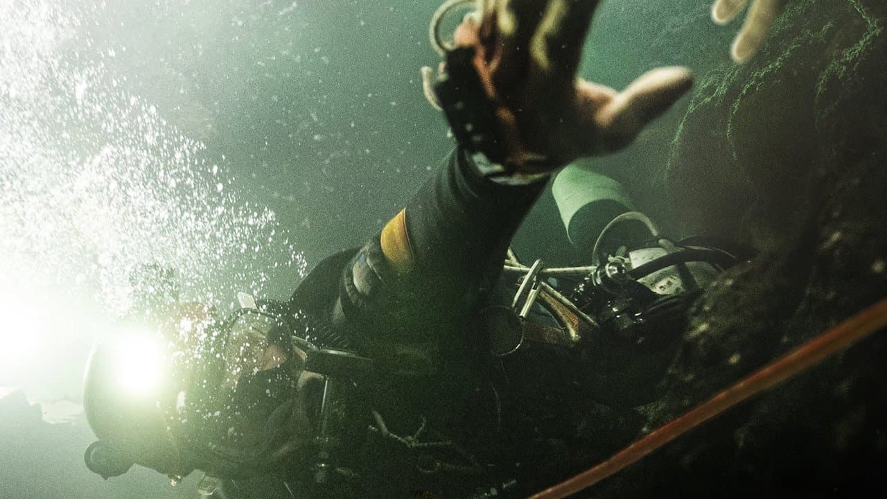 Treize vies backdrop