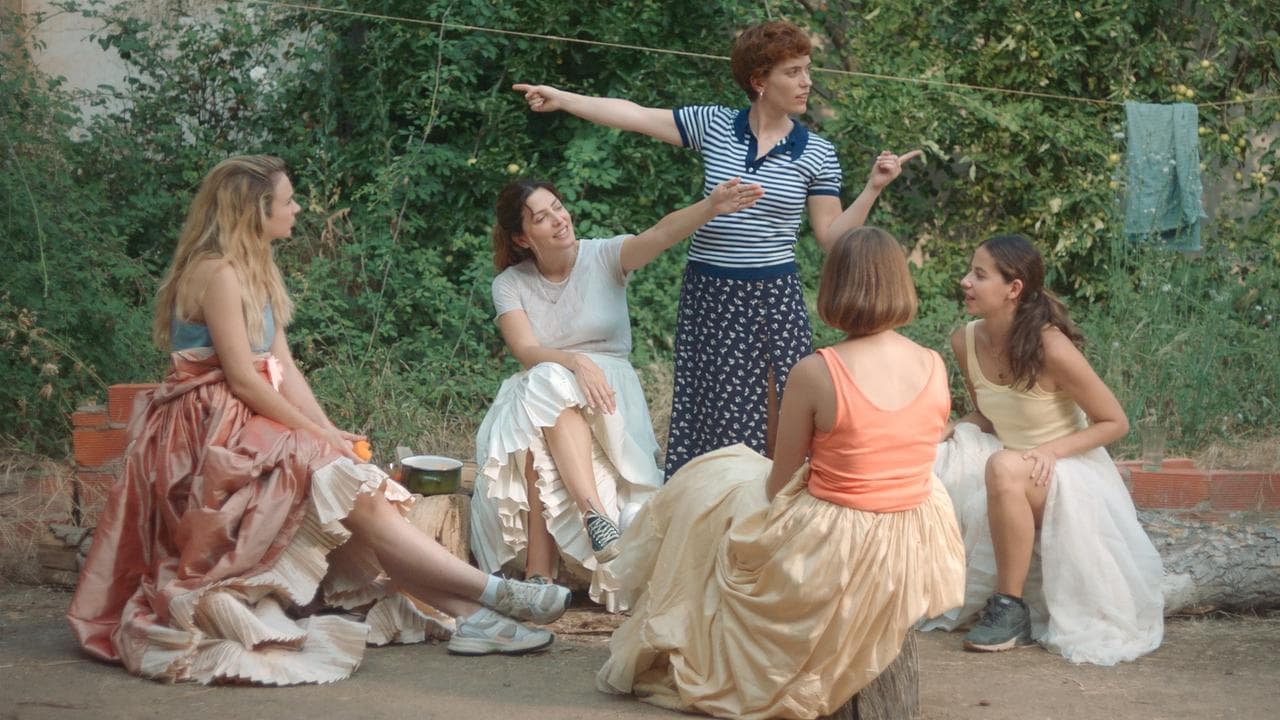 Les Filles vont bien backdrop