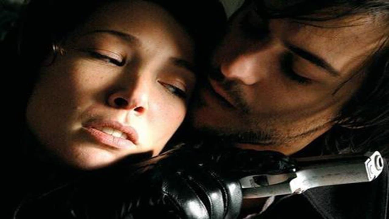 Insoupçonnable backdrop