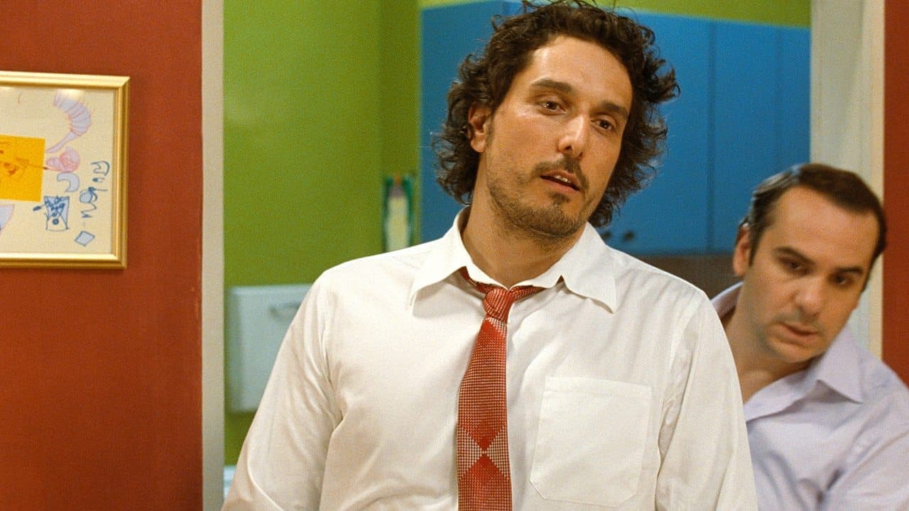 Tellement proches backdrop