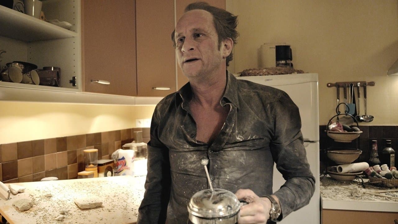 Les Deux Mondes backdrop