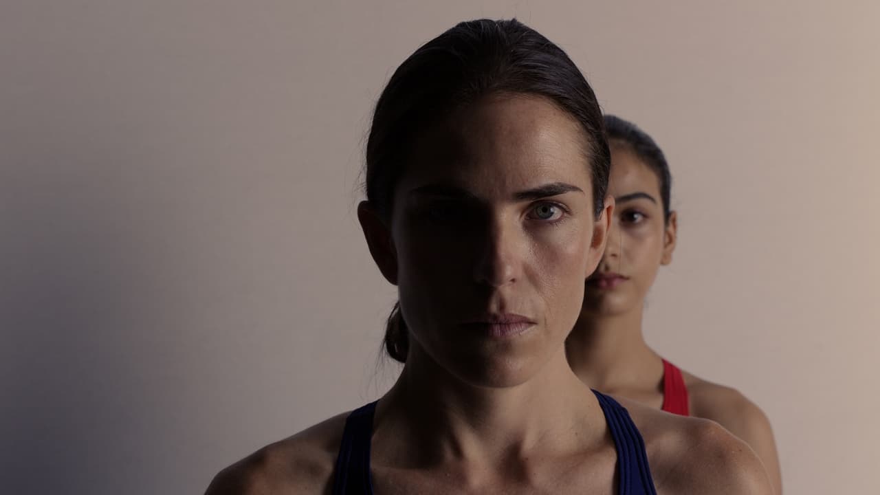 Le Plongeon backdrop