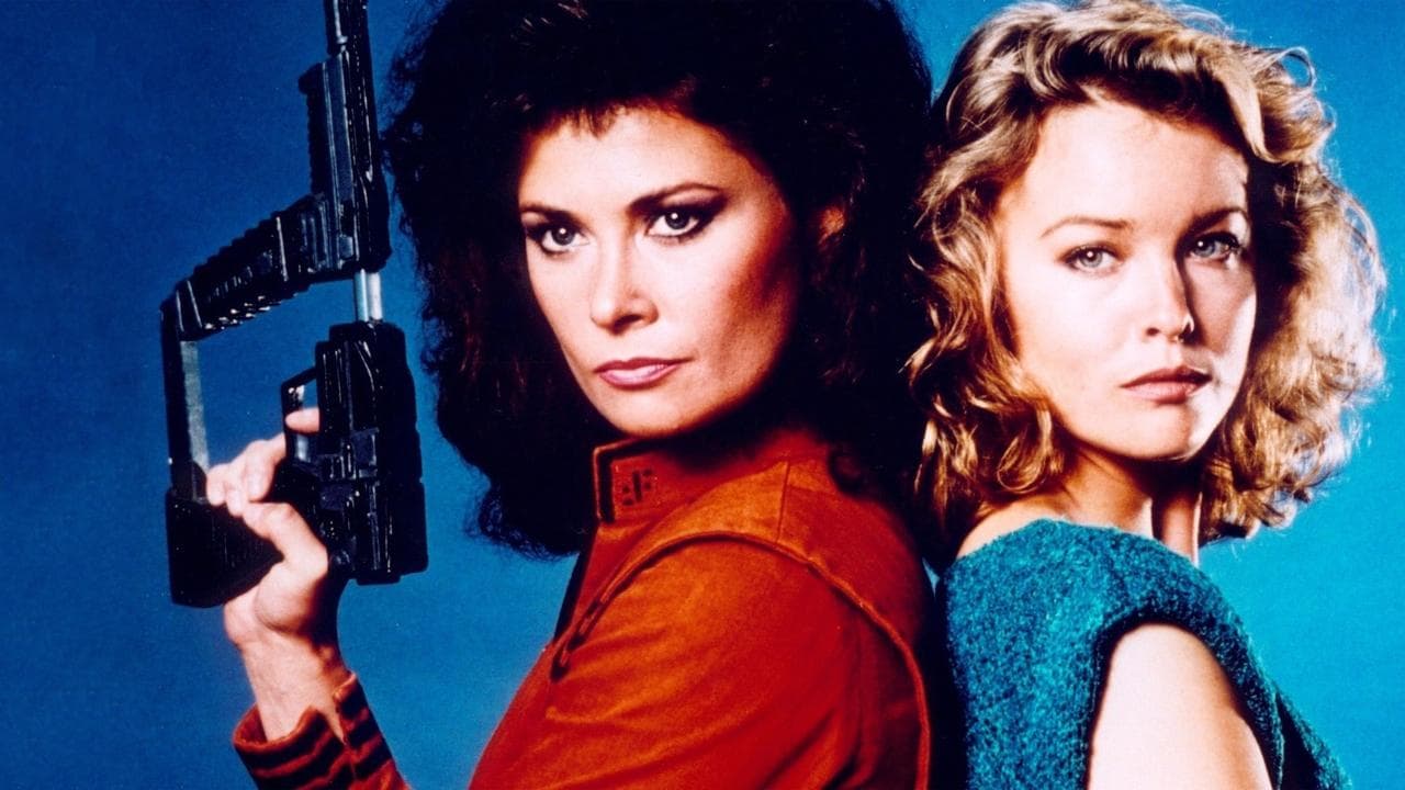 V : Les Visiteurs backdrop