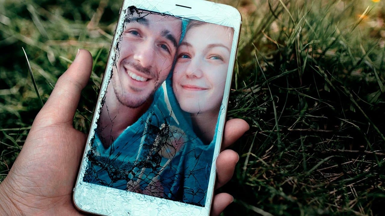 Gabby Petito, meurtres, mensonges et réseaux sociaux backdrop