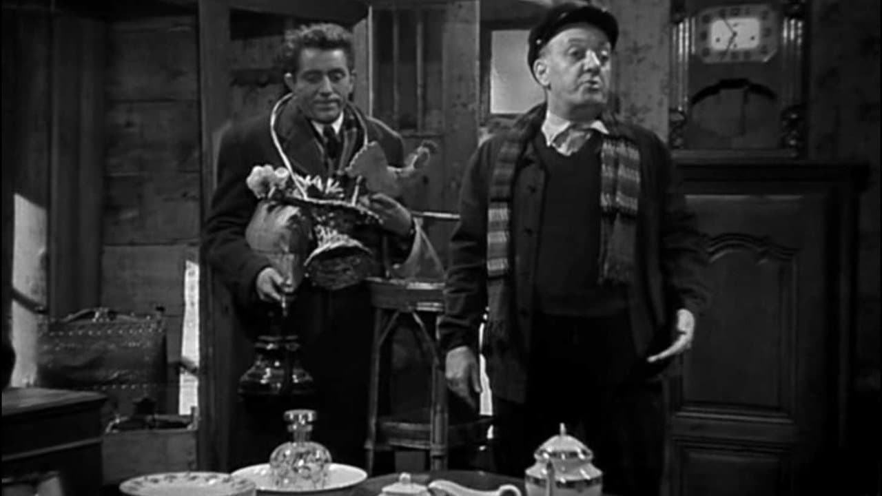 Monsieur Leguignon, lampiste backdrop