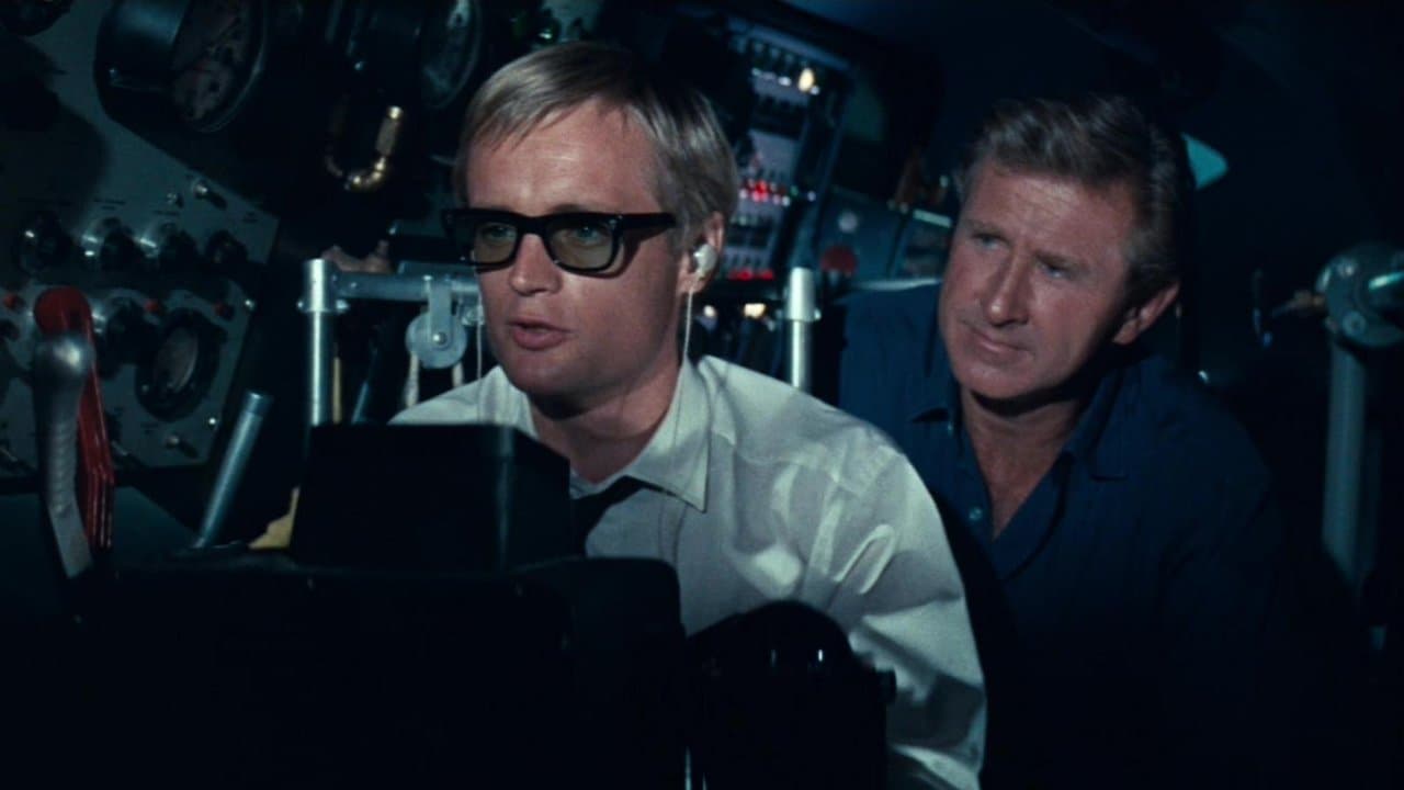 Le Tour du monde sous les mers backdrop