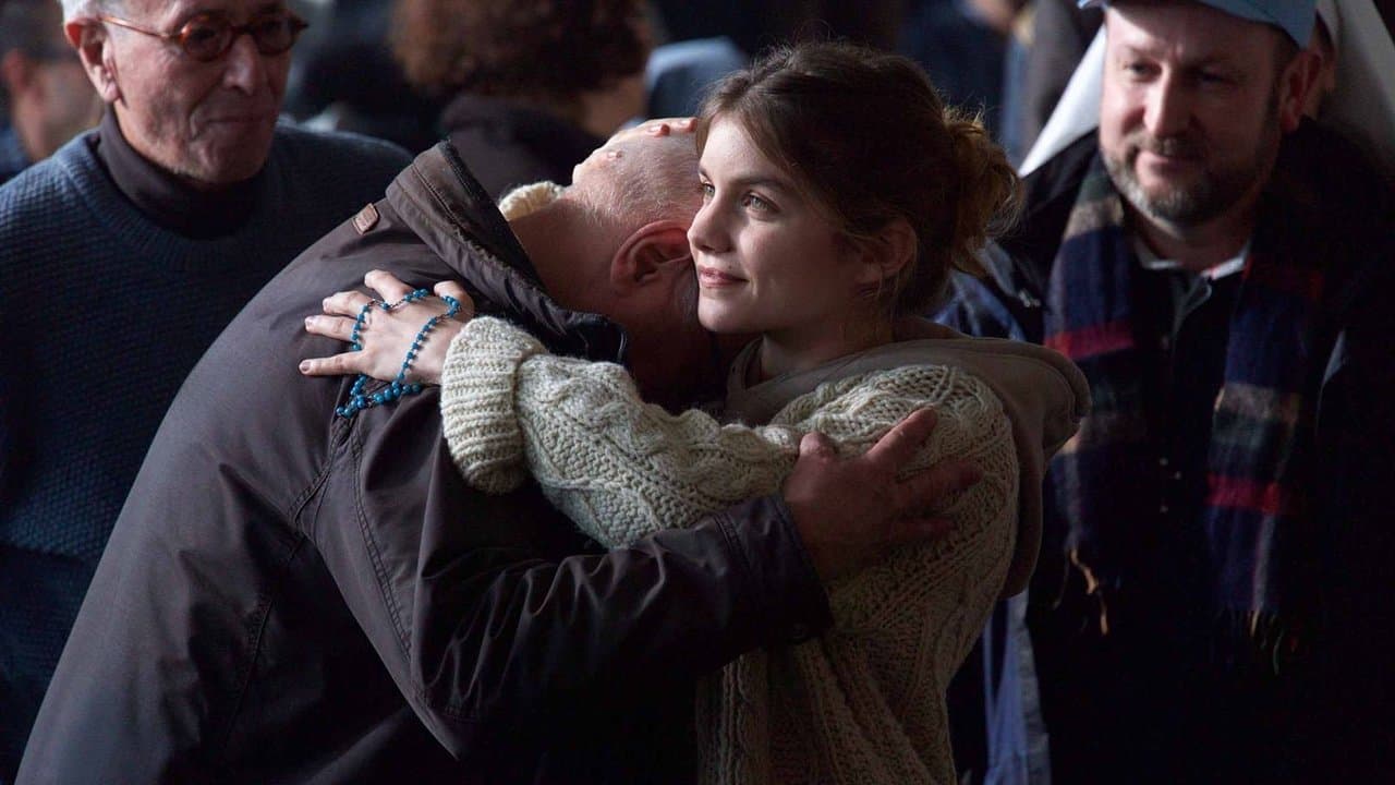 L'Apparition backdrop