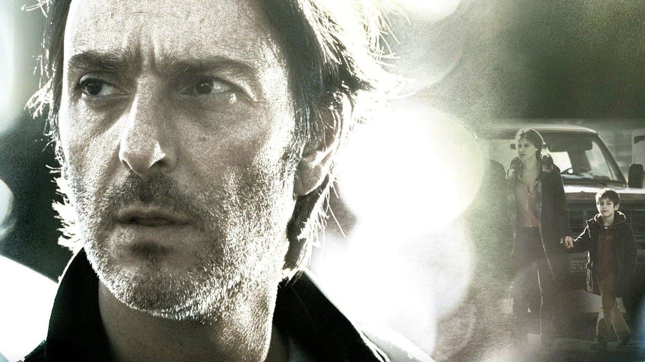 R.I.F. (Recherches dans l'Intérêt des Familles) backdrop