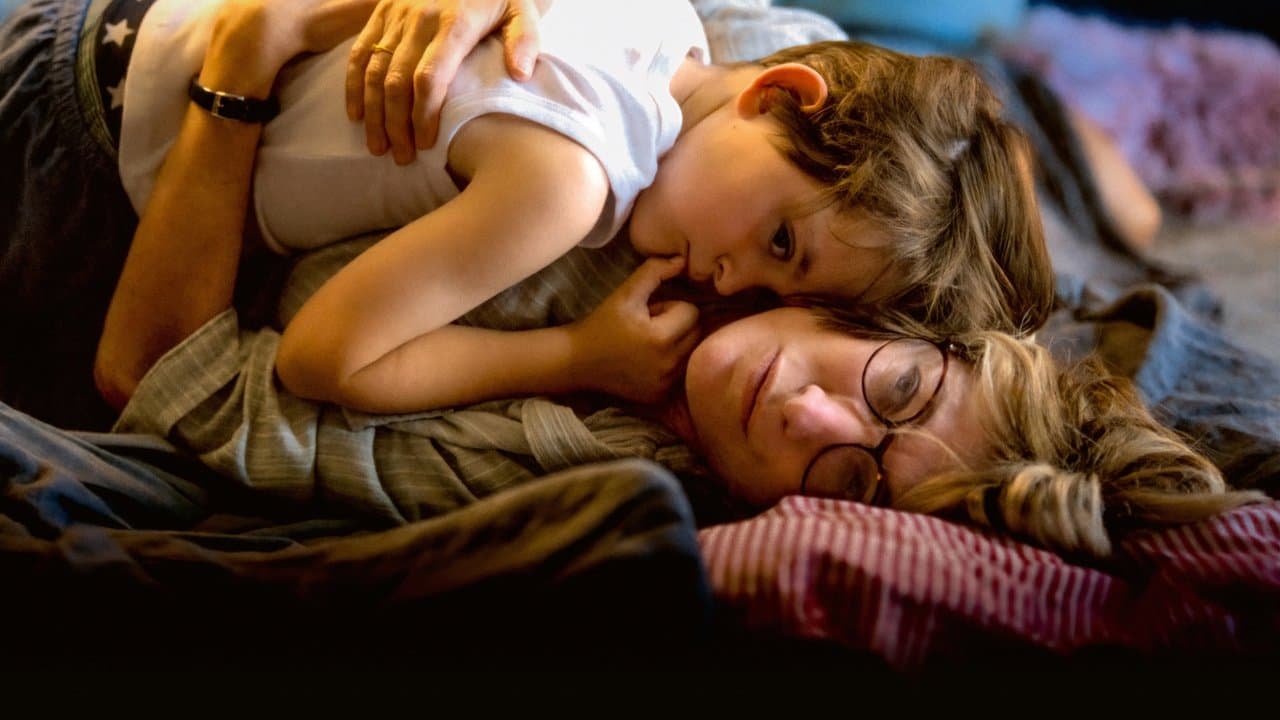 L'Attachement backdrop