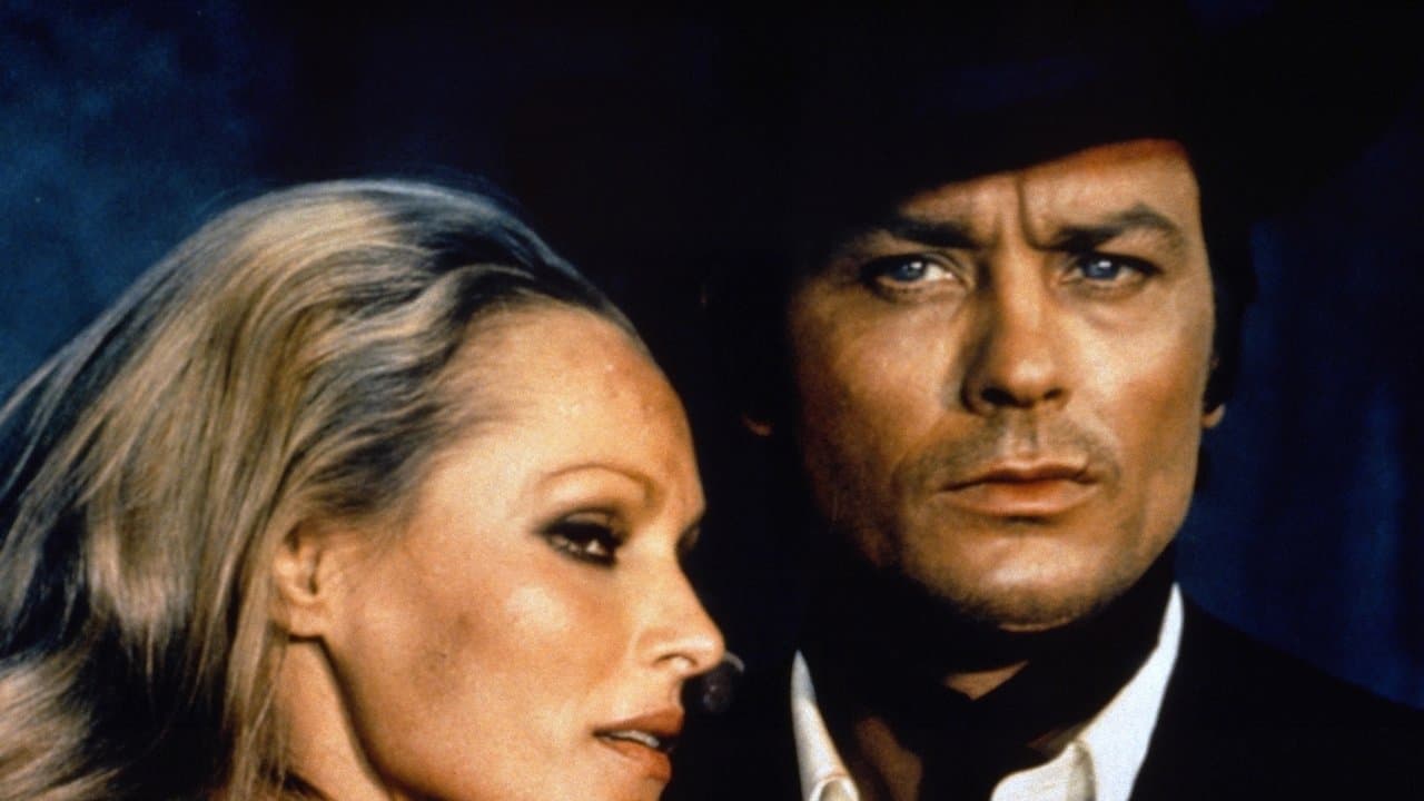 Soleil Rouge backdrop