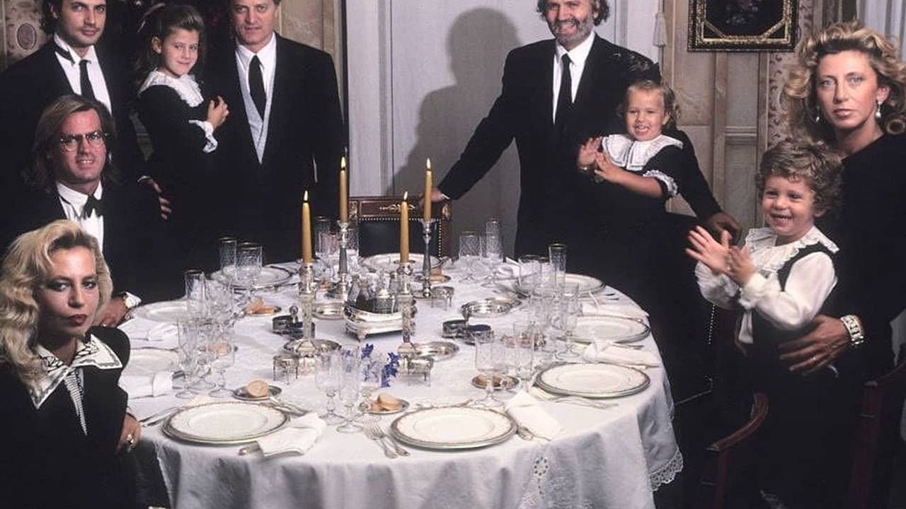 Versace – Les liens du sang backdrop