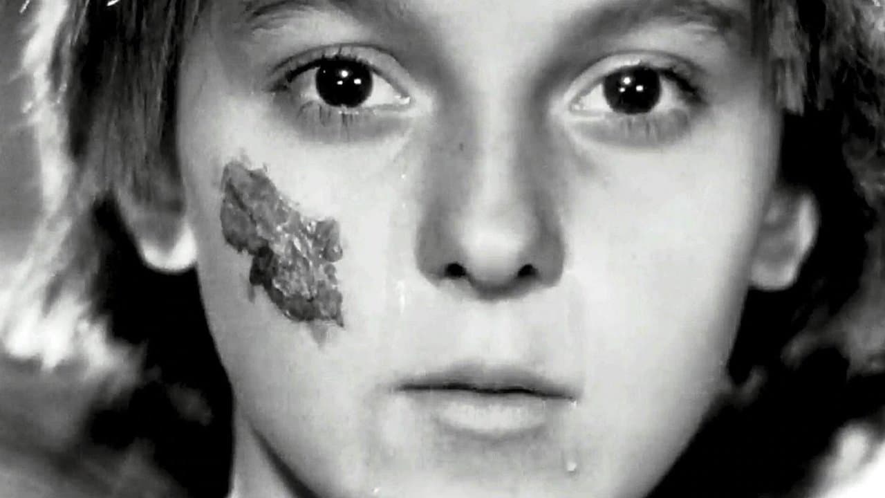 La Petite Aurore l'enfant martyre backdrop